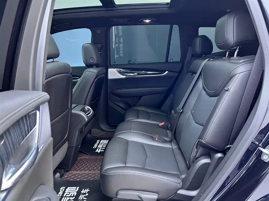 Cadillac Cadillac XT6 2022 2.0T AWD Luxury 7-seater 2023 - thumbnail 19