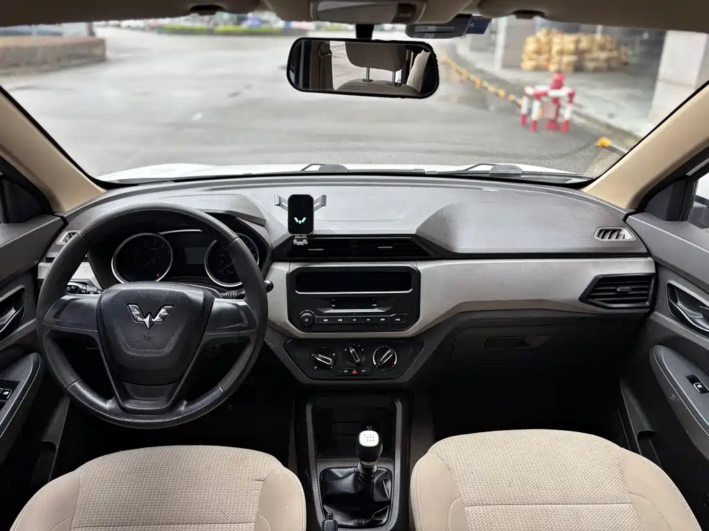 Wuling Motors Wuling Hongguang 2021 Model Year Facelift 1.5L S Comfort Electric Power Steering LAR 2020 - thumbnail 7