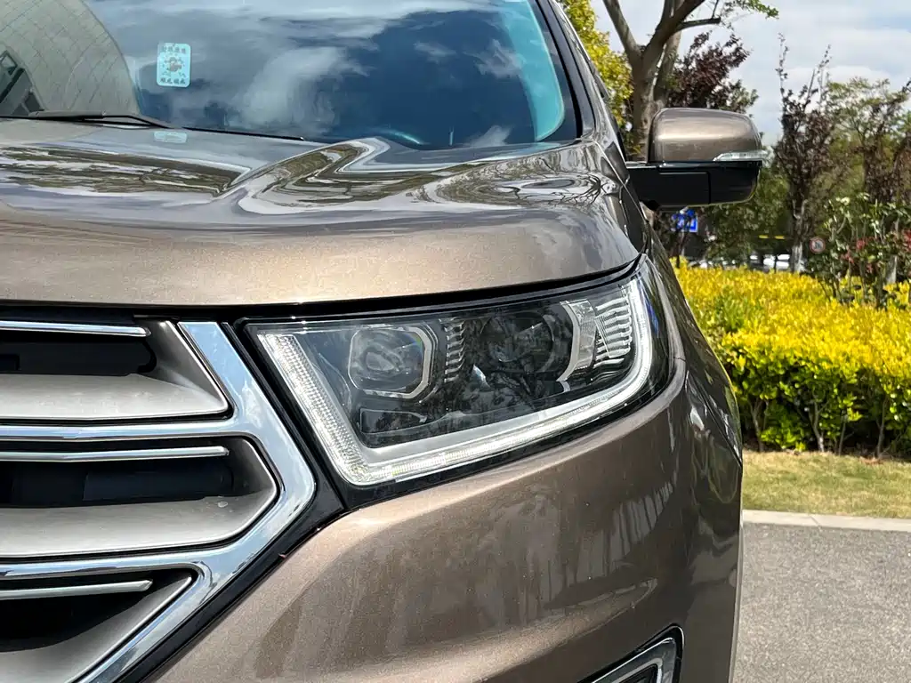 Ford Ford Edge 2016 EcoBoost 245 AWD SEL 7-seater 2017 - thumbnail 27