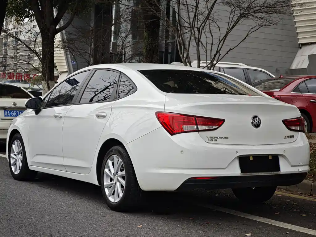 Buick Buick Verano 2018 Sedan 15S Automatic Leading Edition 2018 - thumbnail 4