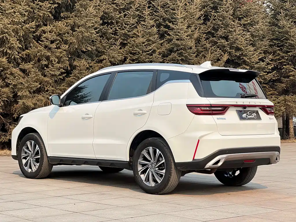Geely Auto Geely Emgrand X6 2021 PRO 1.4T Automatic Premium Edition 2022 - thumbnail 6
