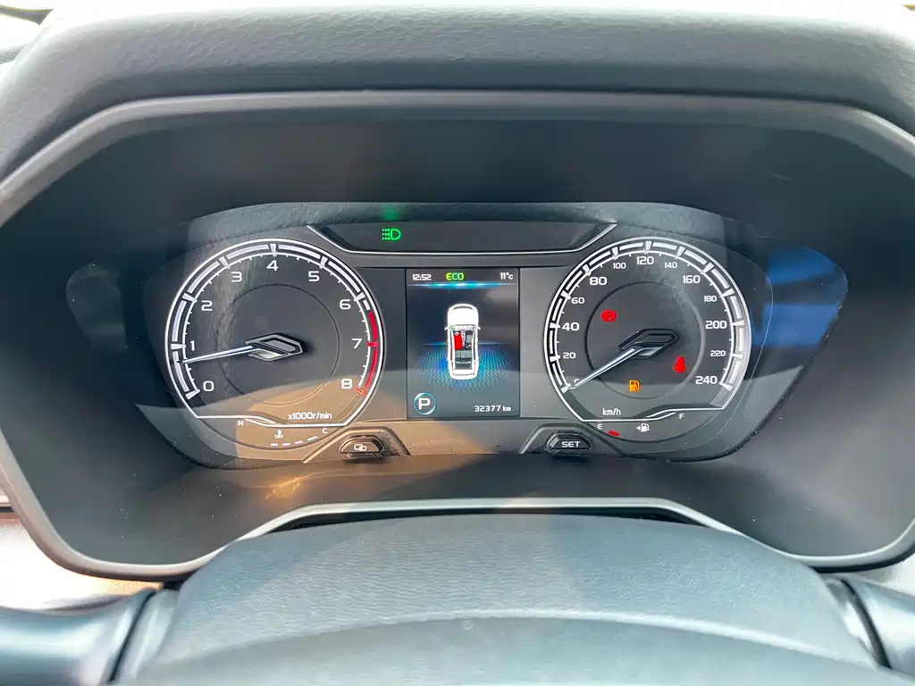 Geely Auto Geely Emgrand X6 2021 PRO 1.4T Automatic Premium Edition 2022 - thumbnail 10