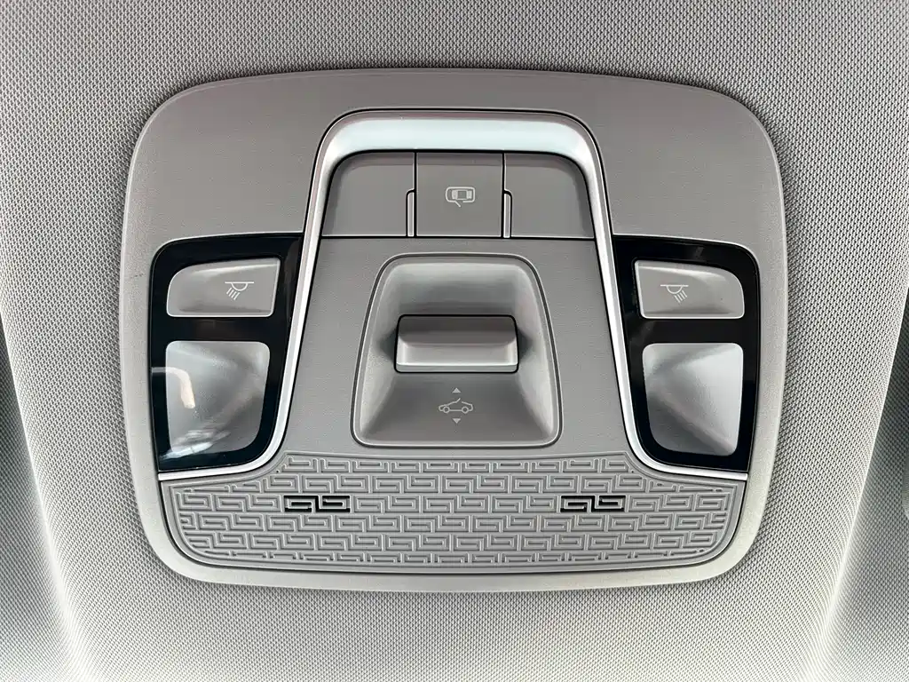 Geely Auto Geely Emgrand X6 2021 PRO 1.4T Automatic Premium Edition 2022 - thumbnail 14