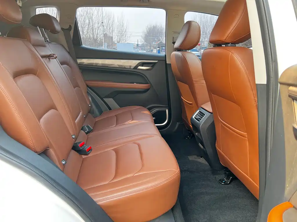 Geely Auto Geely Emgrand X6 2021 PRO 1.4T Automatic Premium Edition 2022 - thumbnail 18