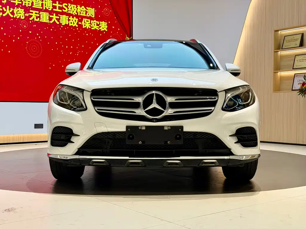 Mercedes-Benz Mercedes-Benz GLC 2018 Facelift GLC 260 4MATIC Luxury Edition 2018 - thumbnail 2