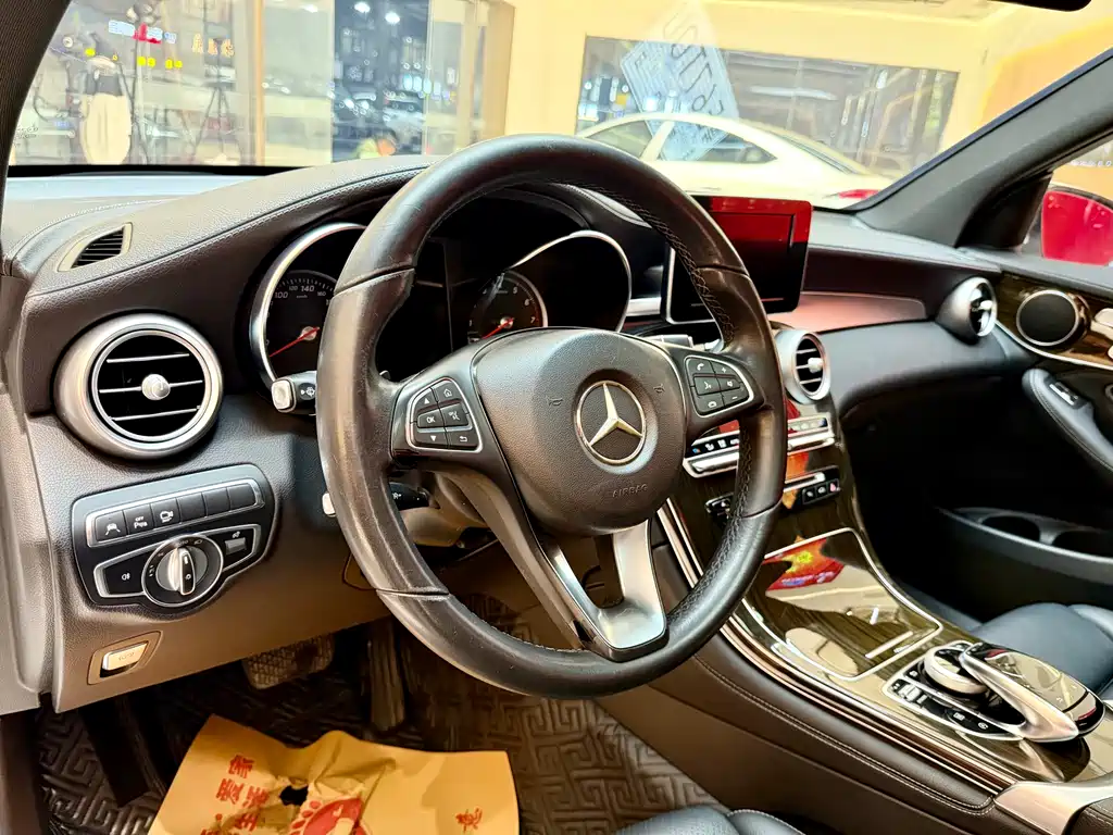 Mercedes-Benz Mercedes-Benz GLC 2018 Facelift GLC 260 4MATIC Luxury Edition 2018 - thumbnail 8