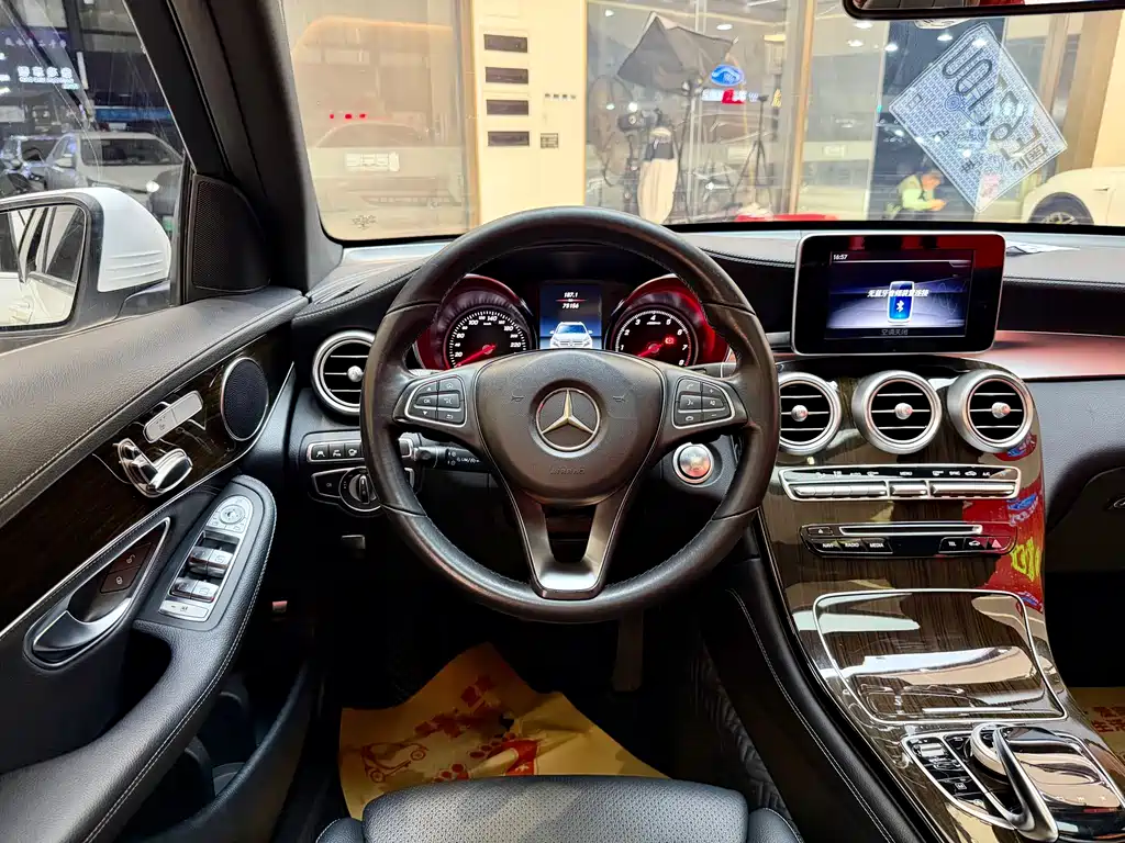 Mercedes-Benz Mercedes-Benz GLC 2018 Facelift GLC 260 4MATIC Luxury Edition 2018 - thumbnail 10