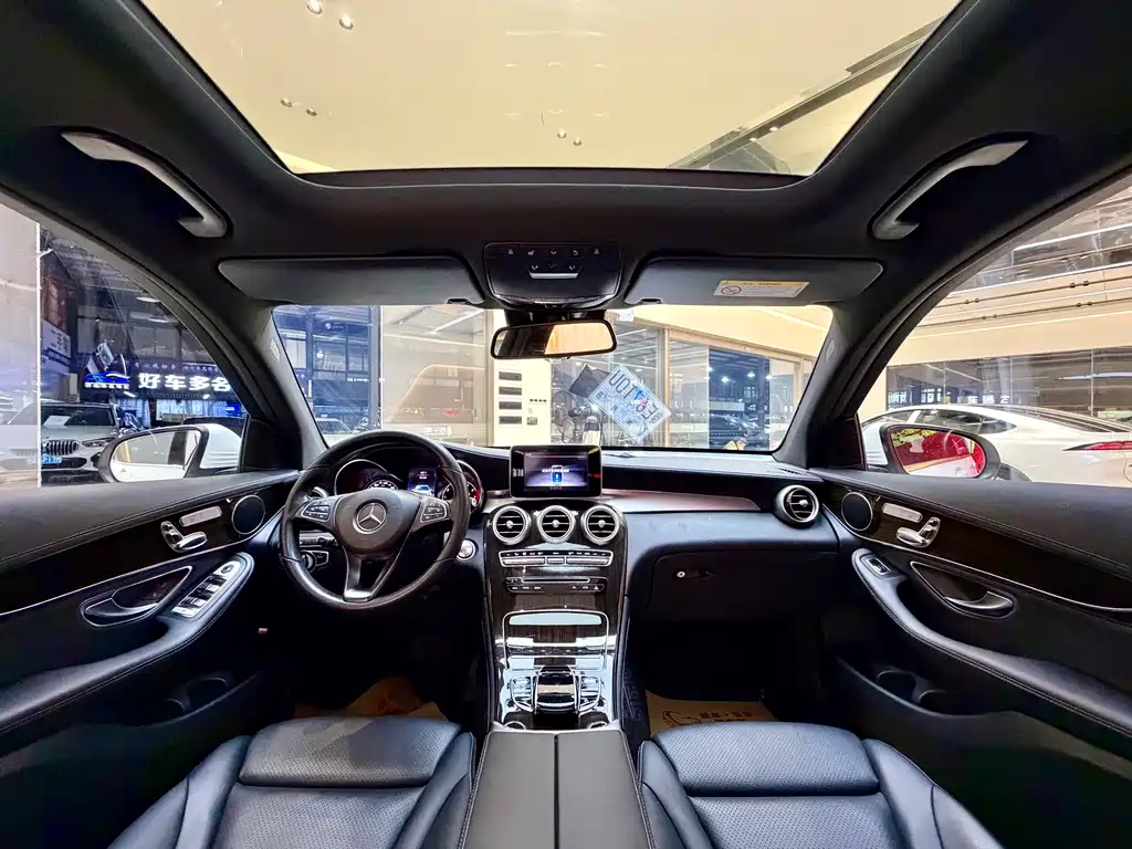 Mercedes-Benz Mercedes-Benz GLC 2018 Facelift GLC 260 4MATIC Luxury Edition 2018 - thumbnail 16