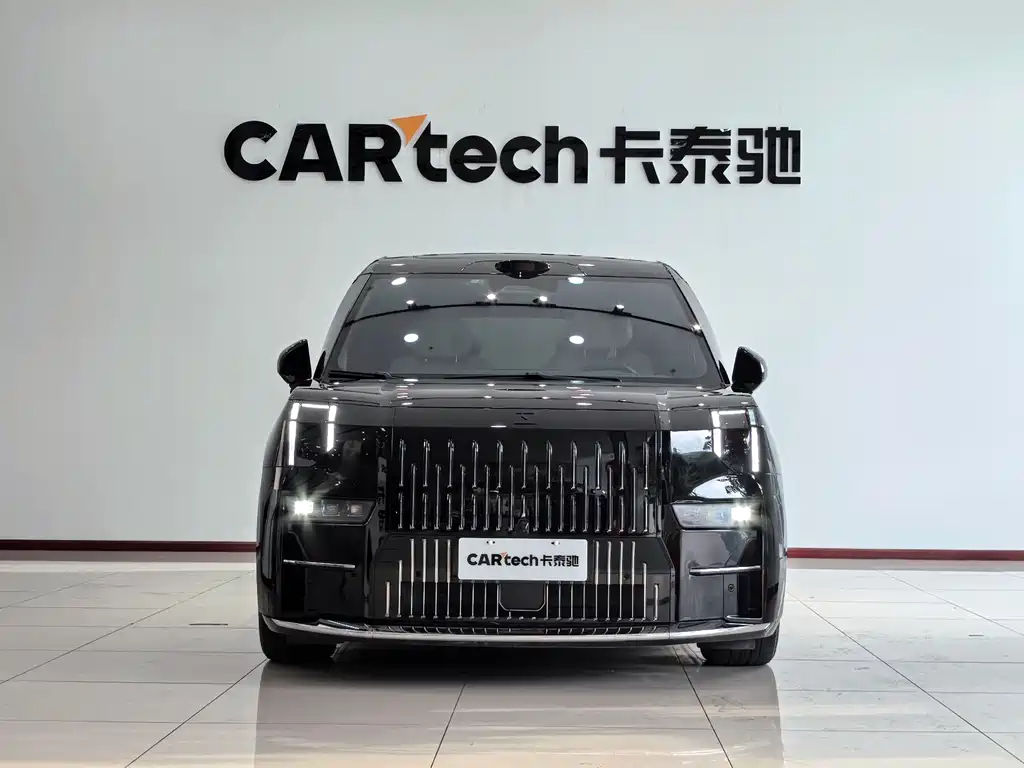 Zeekr Zeekr 009 2024 Six-Seat Executive Edition AWD 108kWh 2025 - thumbnail 2
