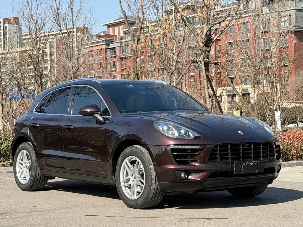 Porsche Porsche Macan 2017 Macan 2.0T 2017 - thumbnail 3