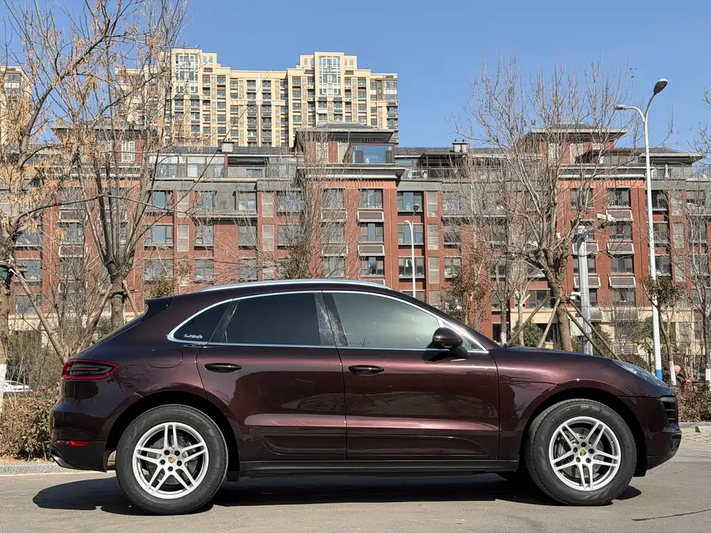 Porsche Porsche Macan 2017 Macan 2.0T 2017 - thumbnail 4