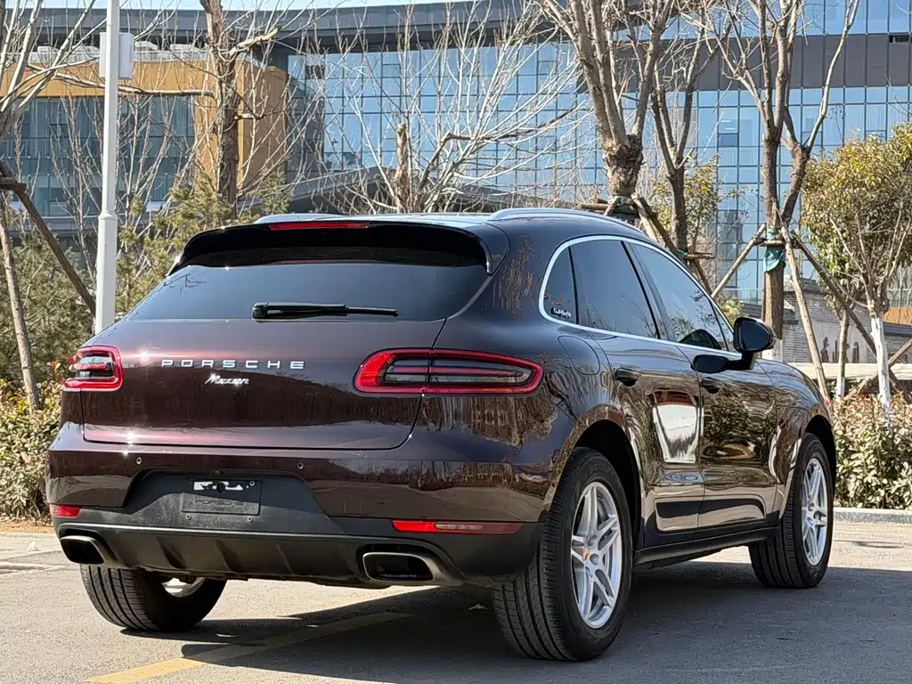 Porsche Porsche Macan 2017 Macan 2.0T 2017 - thumbnail 5