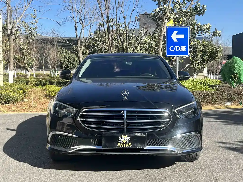 Mercedes-Benz Mercedes-Benz E-Class 2023 E 300 L Fashion Edition 2022 - thumbnail 2