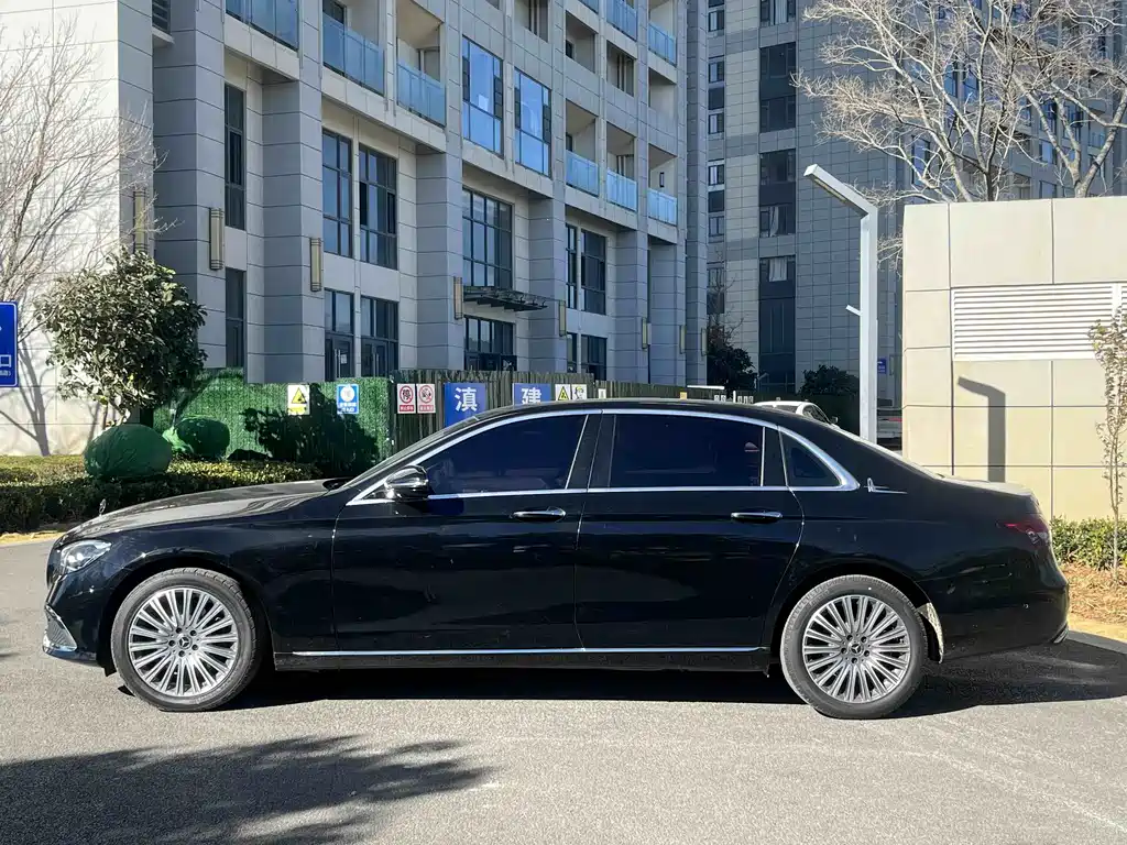 Mercedes-Benz Mercedes-Benz E-Class 2023 E 300 L Fashion Edition 2022 - thumbnail 21