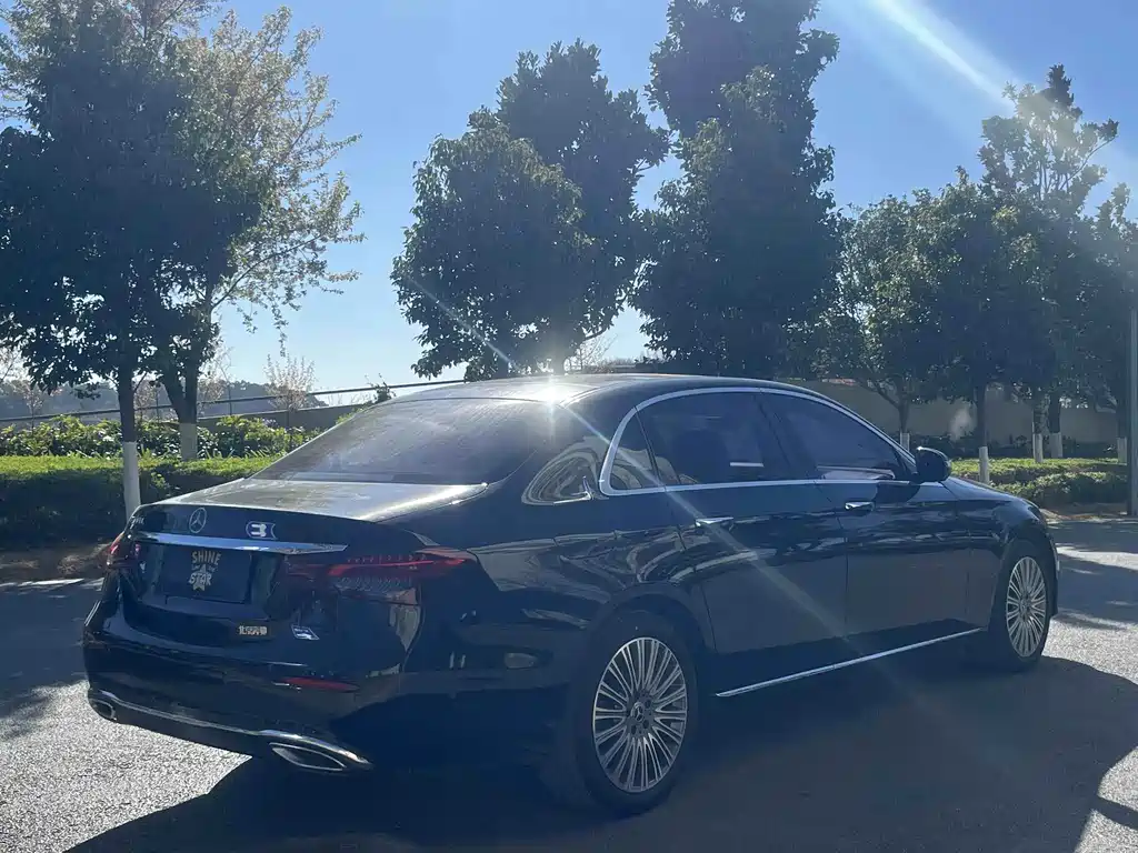Mercedes-Benz Mercedes-Benz E-Class 2023 E 300 L Fashion Edition 2022 - thumbnail 23