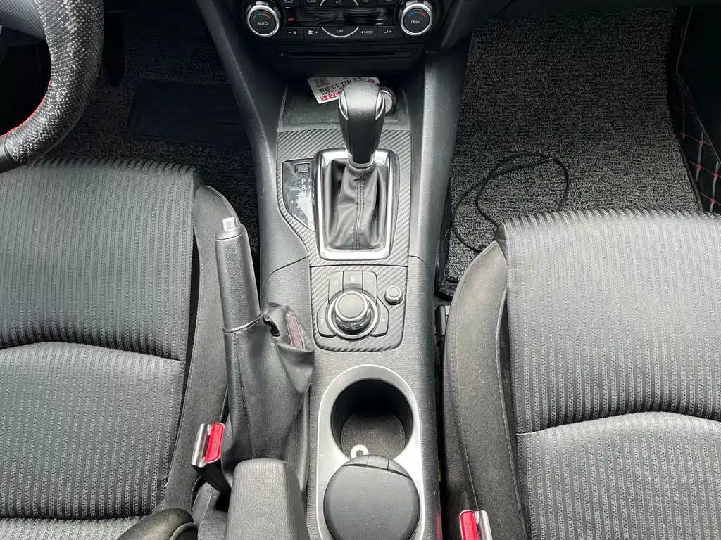 Mazda Mazda 3 Axela 2016 Sedan 1.5L Automatic Luxury Edition 2015 - thumbnail 14