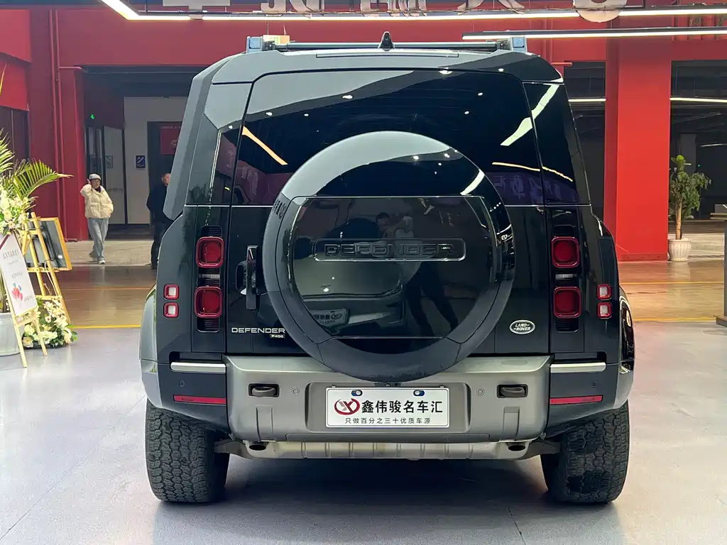 Land Rover Land Rover Defender 2023 Model Year Facelift 110 3.0T P400 X-DYNAMIC HSE 2023 - thumbnail 16