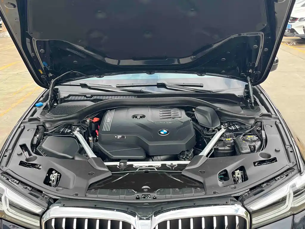 BMW BMW 5 Series 2022 530Li Leading Model M Sport Package 2022 - thumbnail 11