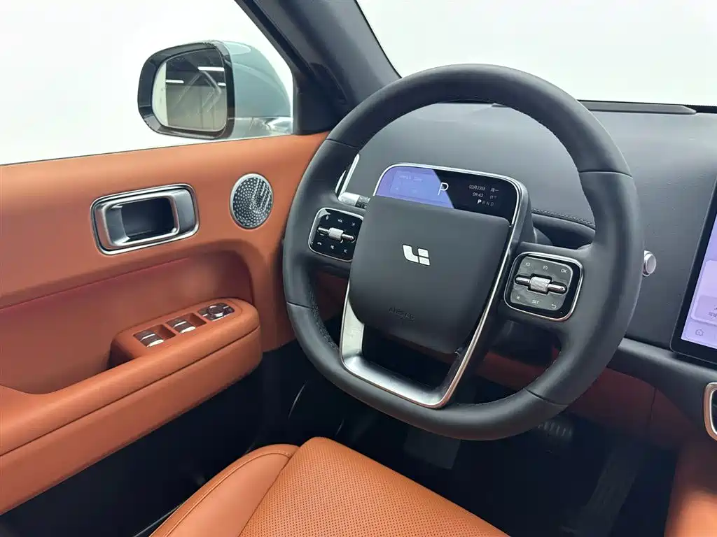 Li Auto Li L6 2025 Max Intelligent Upgrade Edition 2025 - thumbnail 9