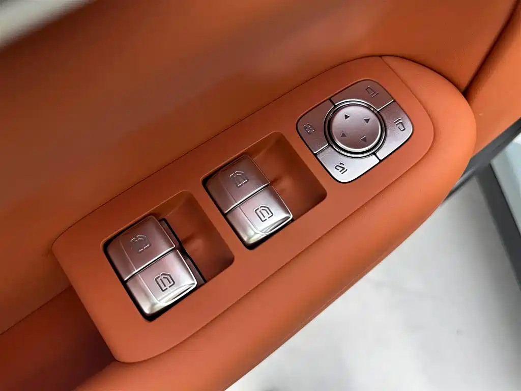 Li Auto Li L6 2025 Max Intelligent Upgrade Edition 2025 - thumbnail 23