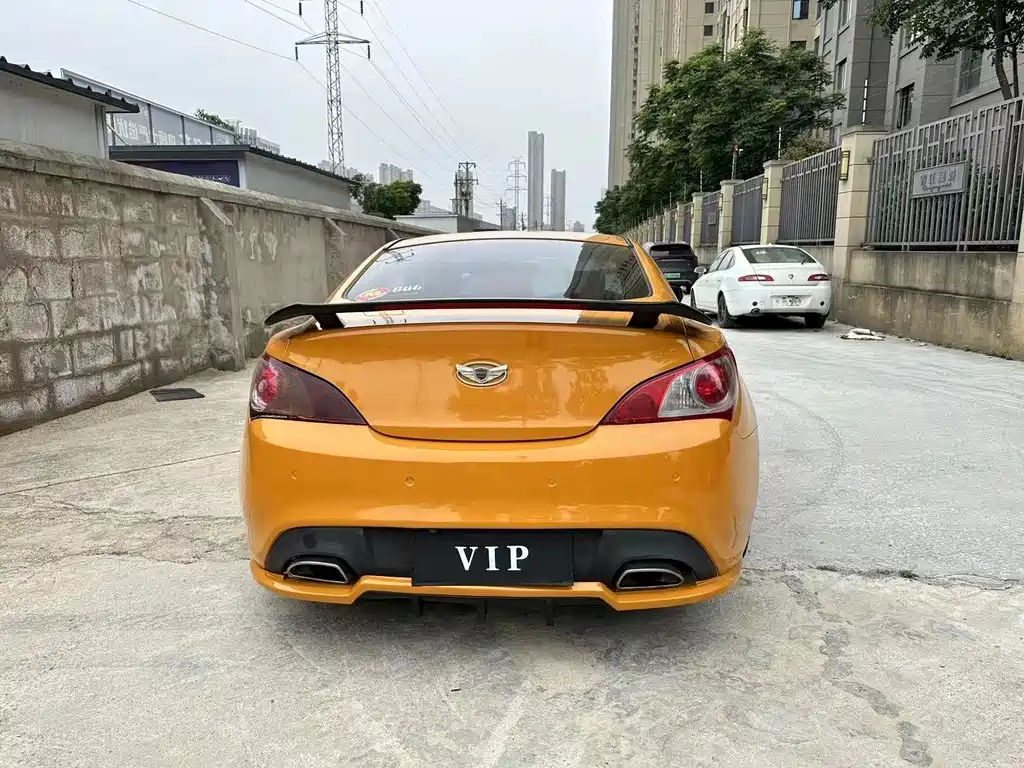 Hyundai Hyundai Genesis Coupe 2009 2.0T Automatic Luxury Edition 2011 - thumbnail 8