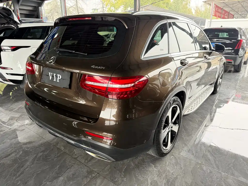 Mercedes-Benz Mercedes-Benz GLC 2018 GLC 260 4MATIC Luxury Edition 2017 - thumbnail 4