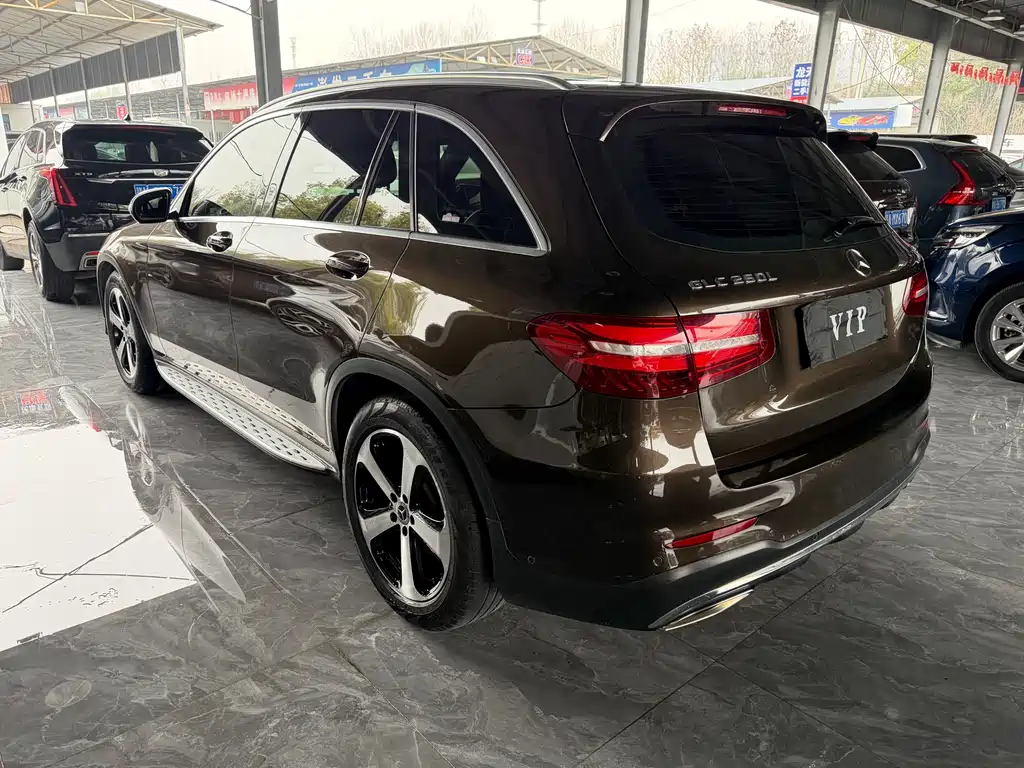 Mercedes-Benz Mercedes-Benz GLC 2018 GLC 260 4MATIC Luxury Edition 2017 - thumbnail 6