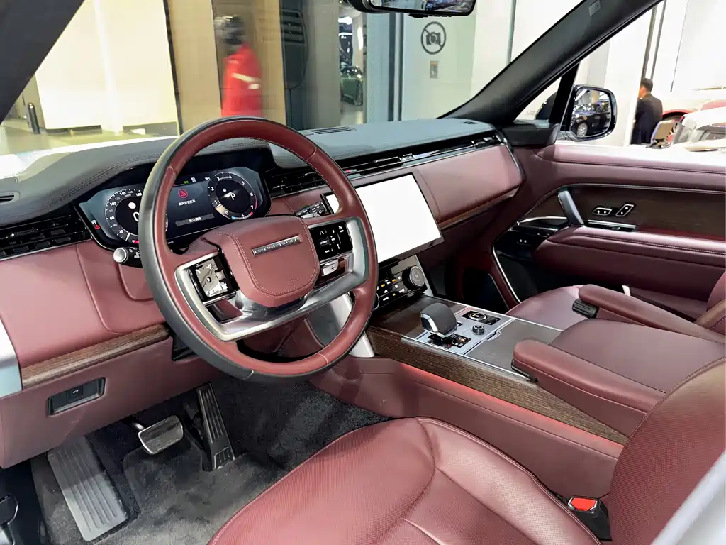 Land Rover Range Rover 2023 3.0 L6 400PS Autobiography Long Wheelbase 2023 - thumbnail 5