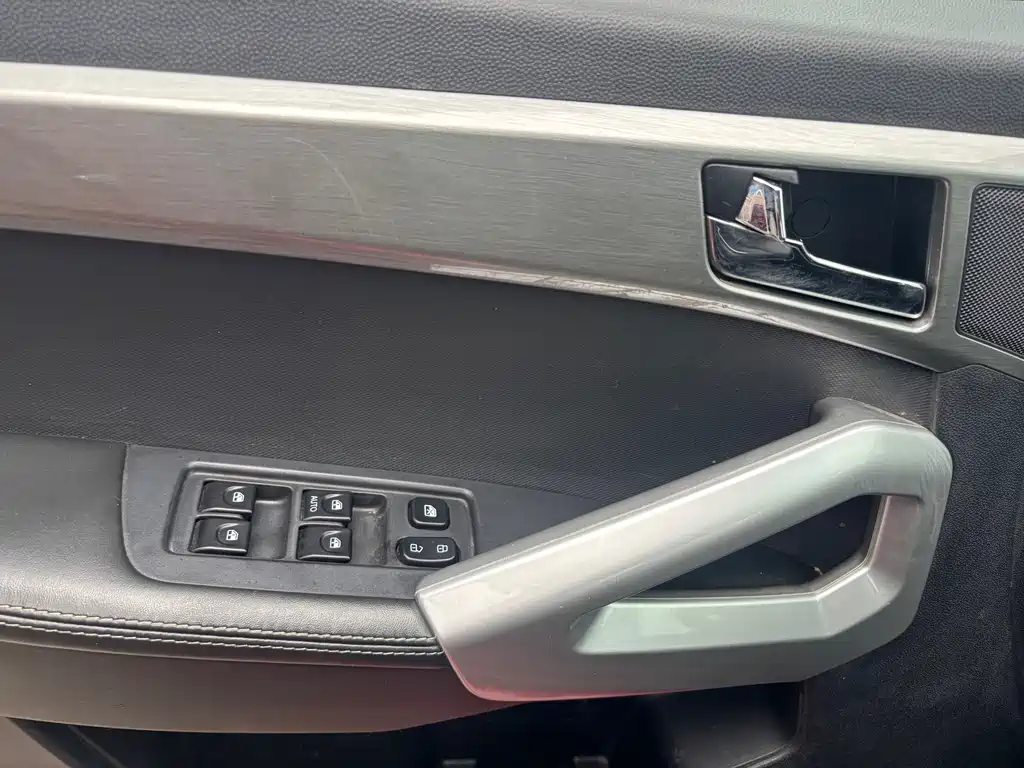 Jianghuai Automotive Group Rui Feng S2 2015 1.5L CVT Luxury Intelligent Edition 2016 - thumbnail 13