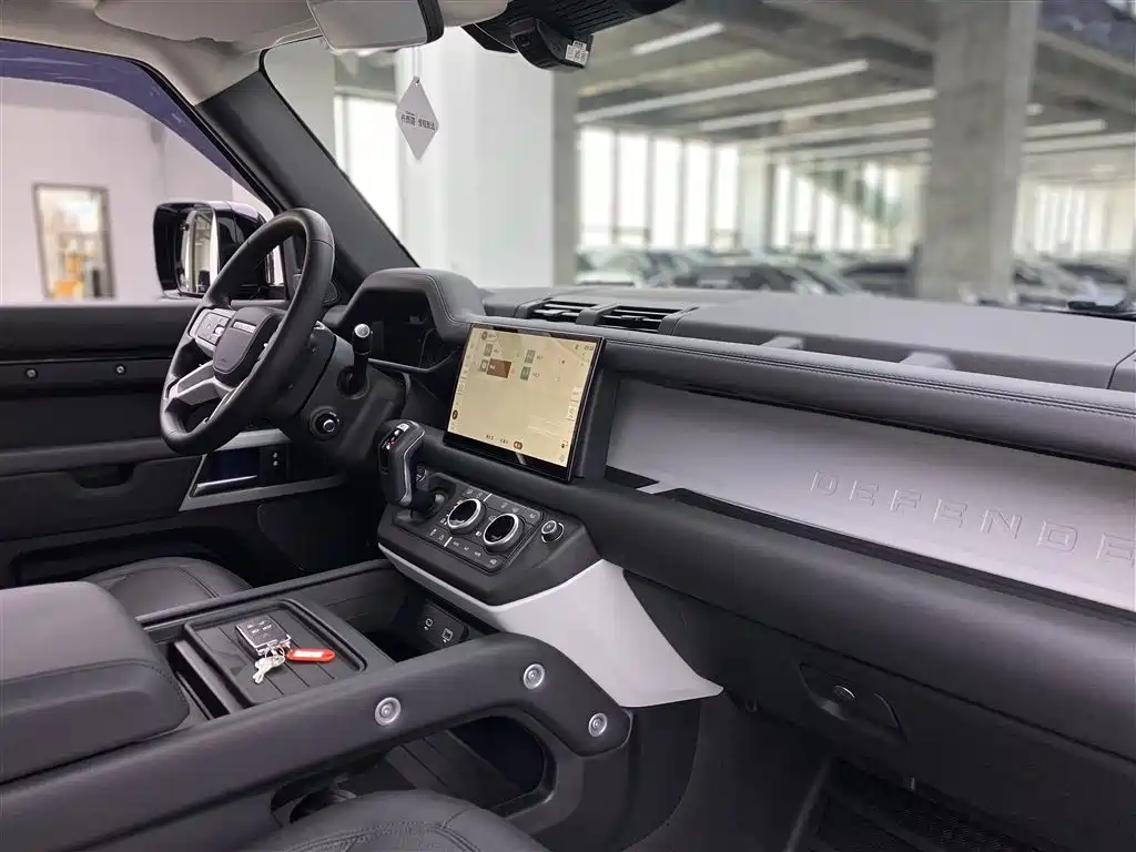 Land Rover Land Rover Defender 2023 Model Year Facelift 90 3.0T P400 XS 2023 - thumbnail 9