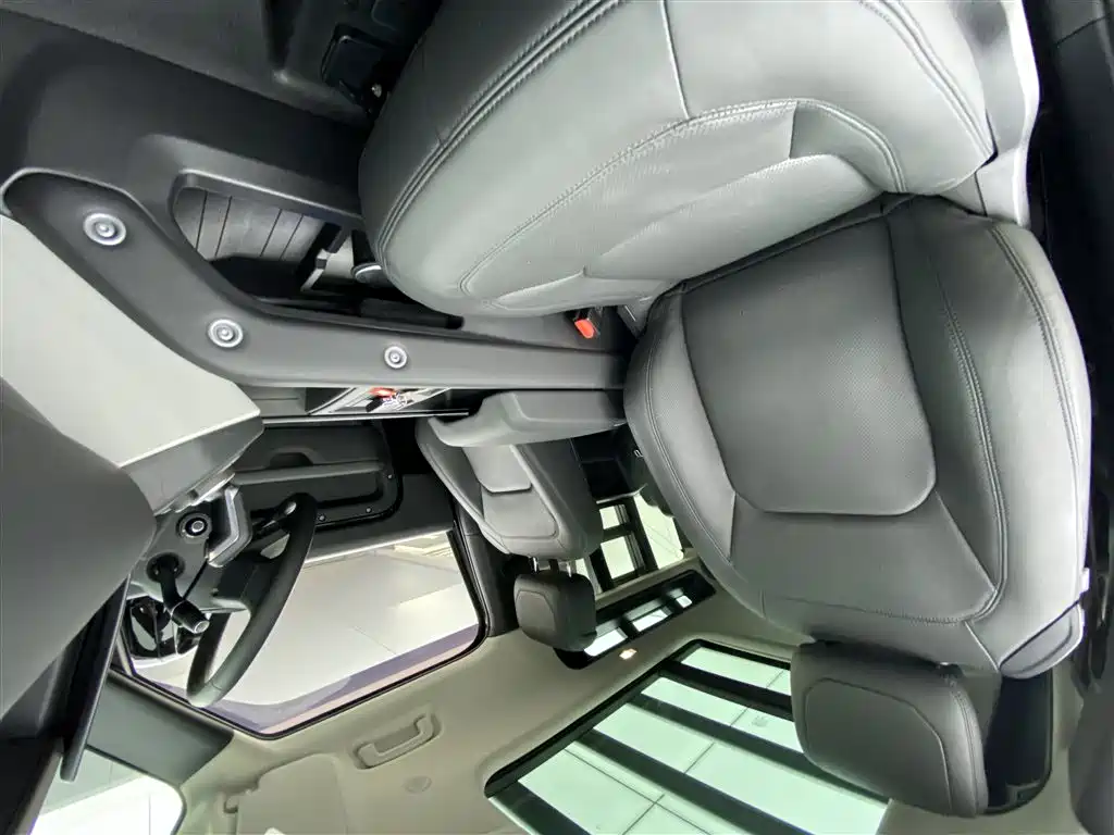 Land Rover Land Rover Defender 2023 Model Year Facelift 90 3.0T P400 XS 2023 - thumbnail 10