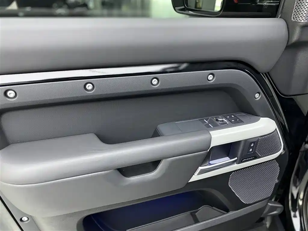 Land Rover Land Rover Defender 2023 Model Year Facelift 90 3.0T P400 XS 2023 - thumbnail 18
