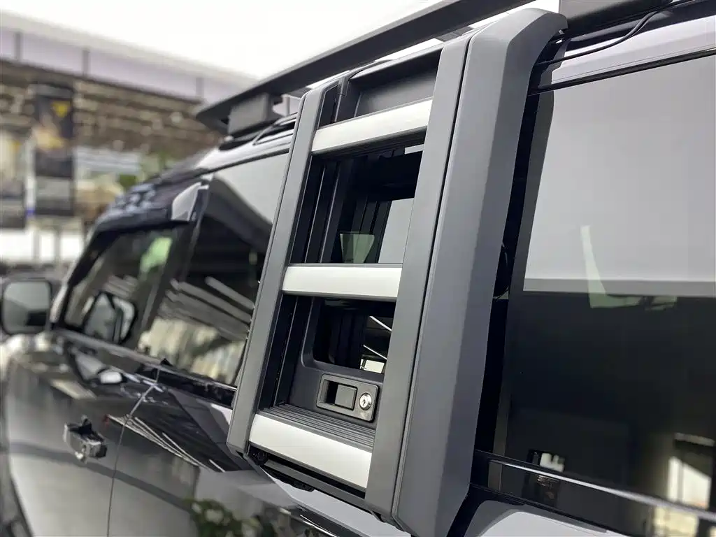 Land Rover Land Rover Defender 2023 Model Year Facelift 90 3.0T P400 XS 2023 - thumbnail 27