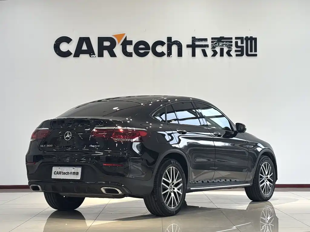 Mercedes-Benz Mercedes-Benz GLC Coupe 2023 GLC 300 4MATIC Coupé SUV 2023 - thumbnail 4