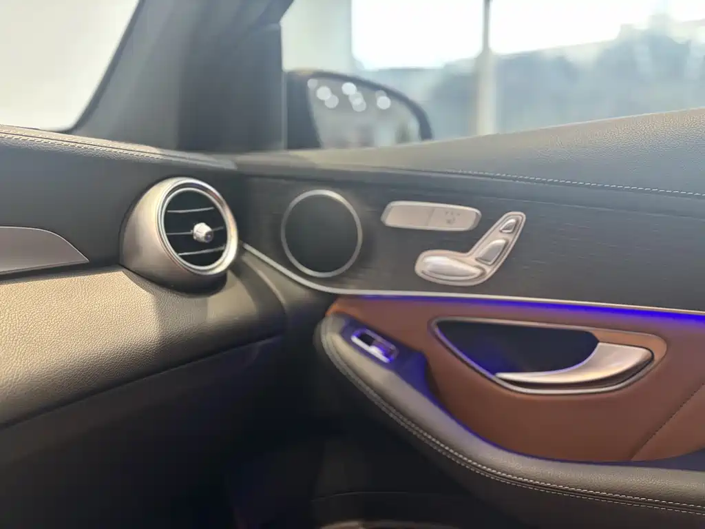 Mercedes-Benz Mercedes-Benz GLC Coupe 2023 GLC 300 4MATIC Coupé SUV 2023 - thumbnail 12