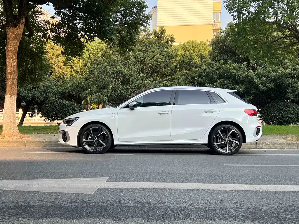 Audi Audi A3 2023 Facelift Sportback 35 TFSI Fashion Sport Edition 2023 - thumbnail 7