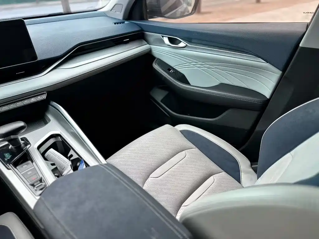 Geely Auto Geely Xingrui 2023 2.0TD Luxury Edition 2023 - thumbnail 4