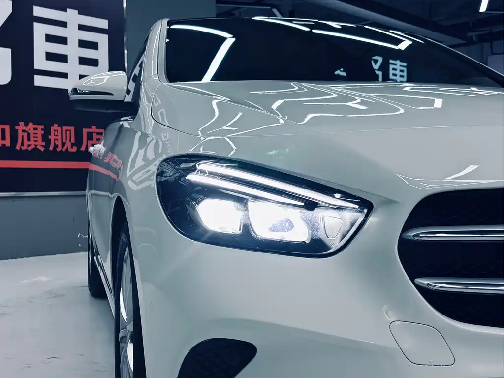Mercedes-Benz Mercedes-Benz B-Class 2022 Facelift B 200 Style Edition 2022 - thumbnail 6