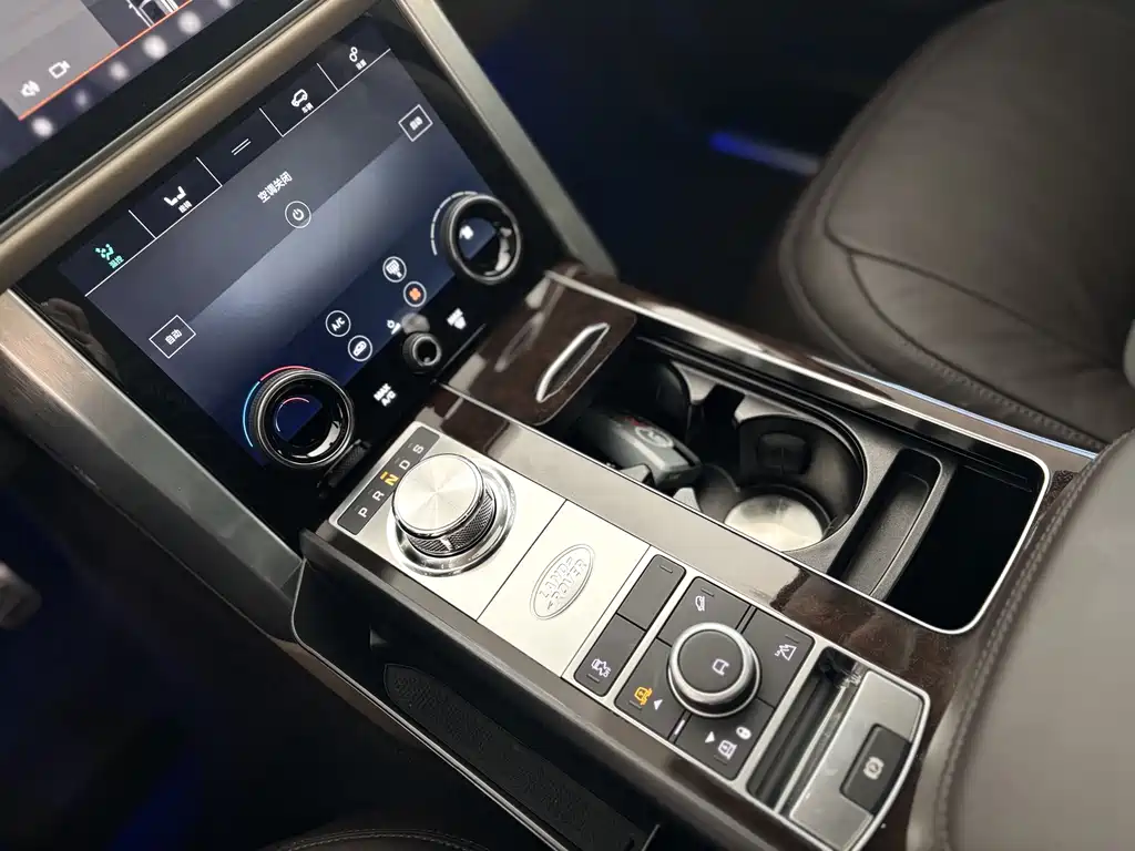 Land Rover Range Rover 2022 3.0 L6 400PS Autobiography Long Wheelbase Classic Edition 2022 - thumbnail 12