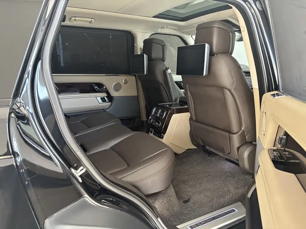 Land Rover Range Rover 2022 3.0 L6 400PS Autobiography Long Wheelbase Classic Edition 2022 - thumbnail 21