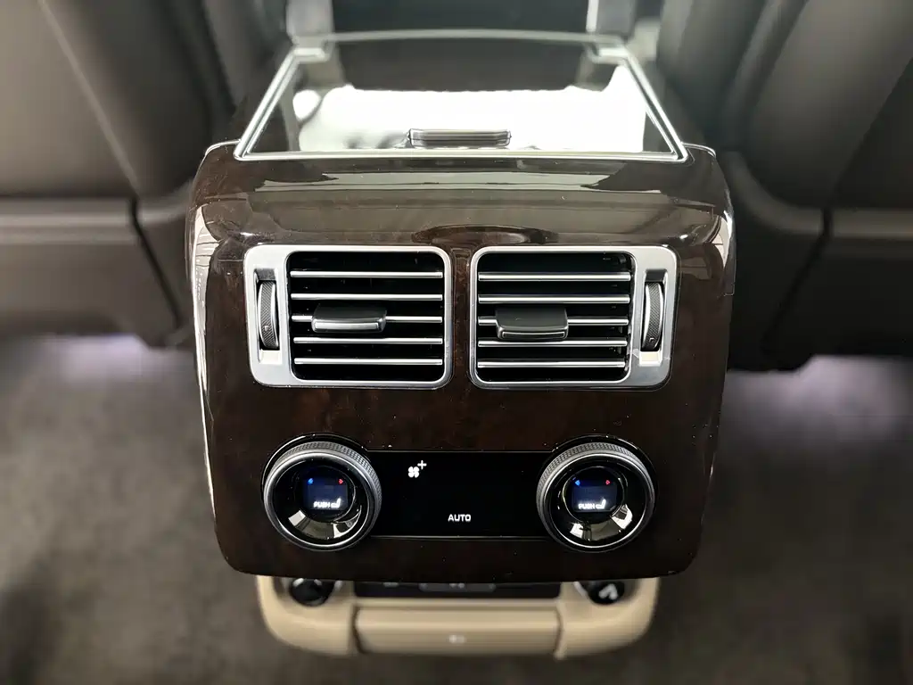 Land Rover Range Rover 2022 3.0 L6 400PS Autobiography Long Wheelbase Classic Edition 2022 - thumbnail 23