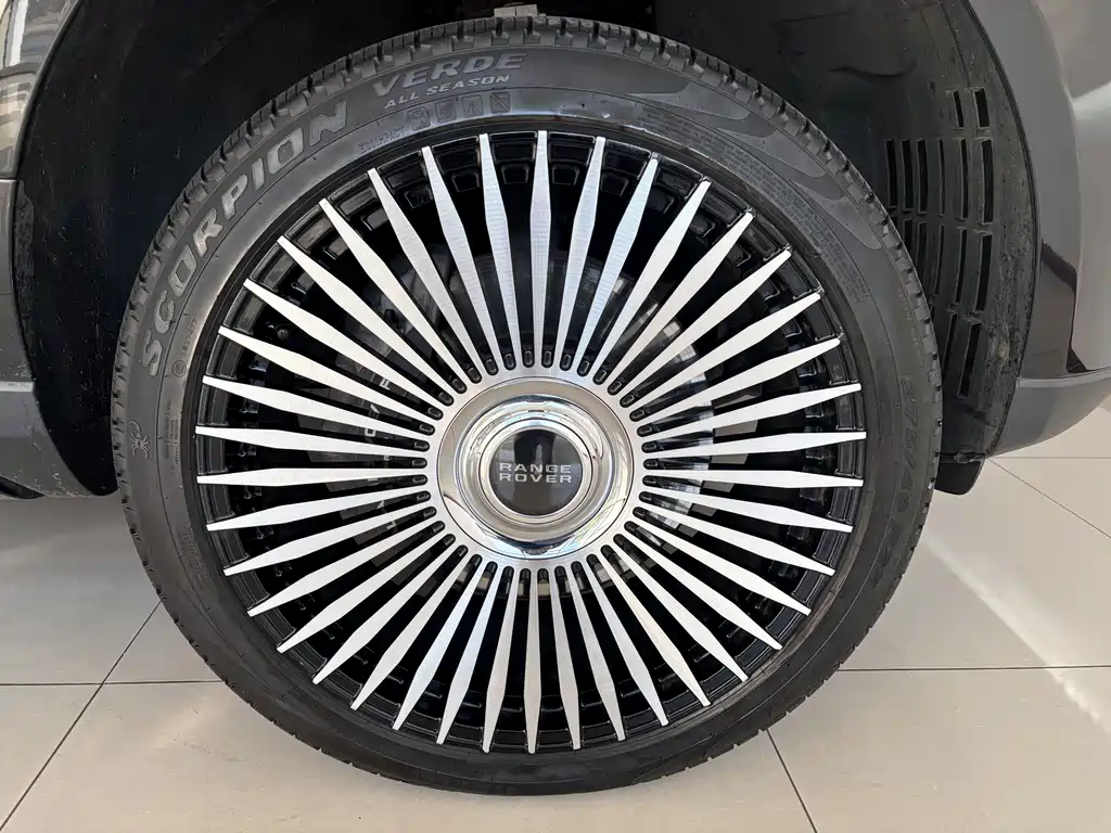 Land Rover Range Rover 2022 3.0 L6 400PS Autobiography Long Wheelbase Classic Edition 2022 - thumbnail 27