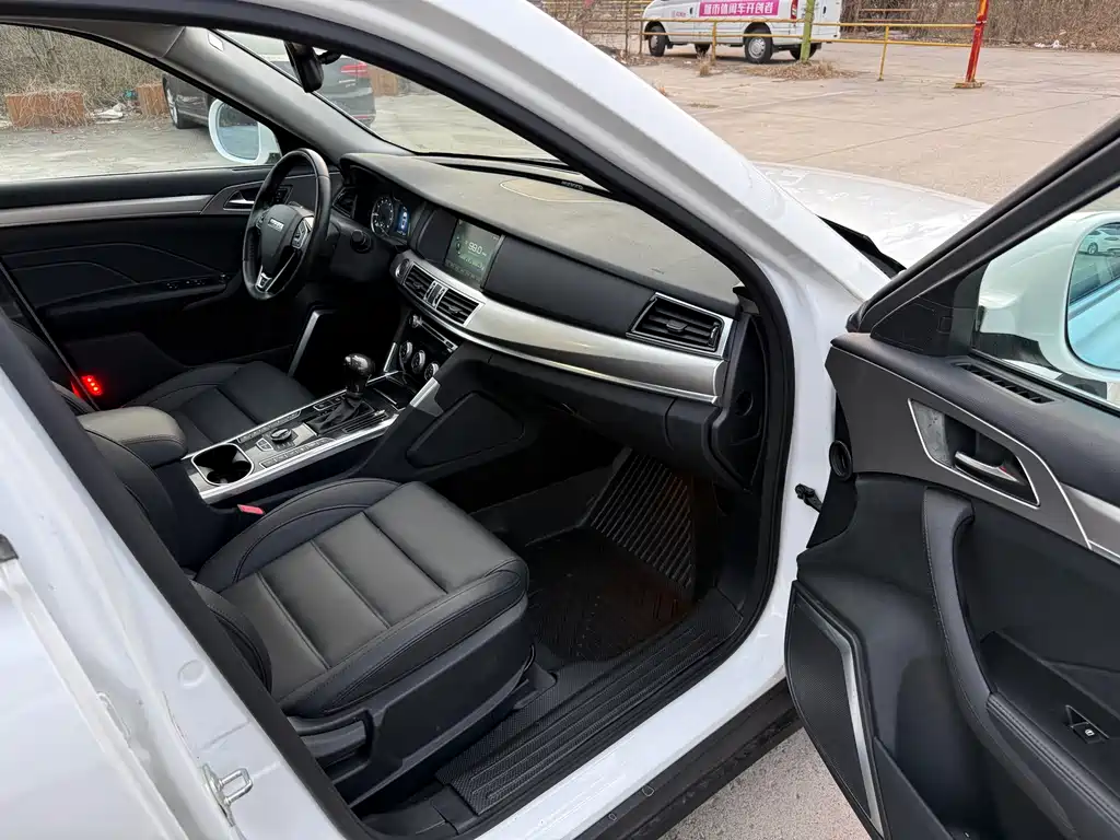 Haval Haval H7 2016 Blue Label H7 2.0T Automatic Luxury Edition 2016 - thumbnail 13
