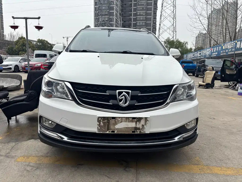 Baojun Baojun 730 2016 1.5L Manual Comfort 7-seater China V 2017 - thumbnail 2