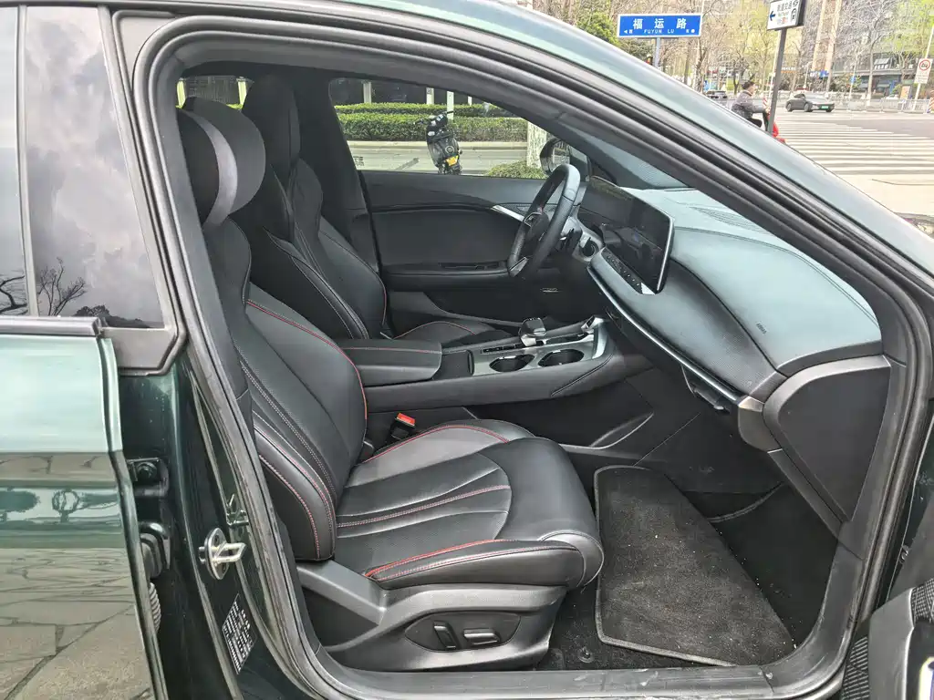 MG MG7 2023 2.0T Automatic Luxury Edition 2024 - thumbnail 13