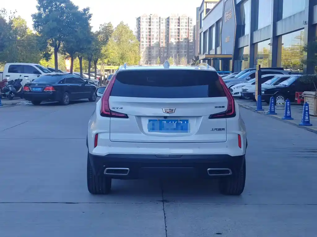 Cadillac Cadillac XT4 2024 28T FWD Luxury 2025 - thumbnail 16