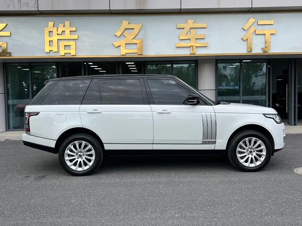 Land Rover Range Rover 2016 3.0 SC V6 Vogue Long Wheelbase 2016 - thumbnail 4