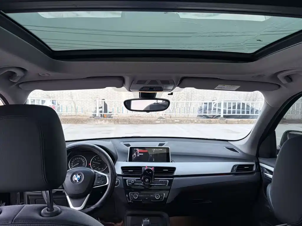 BMW BMW X1 2018 sDrive18Li Fashion Edition 2017 - thumbnail 8