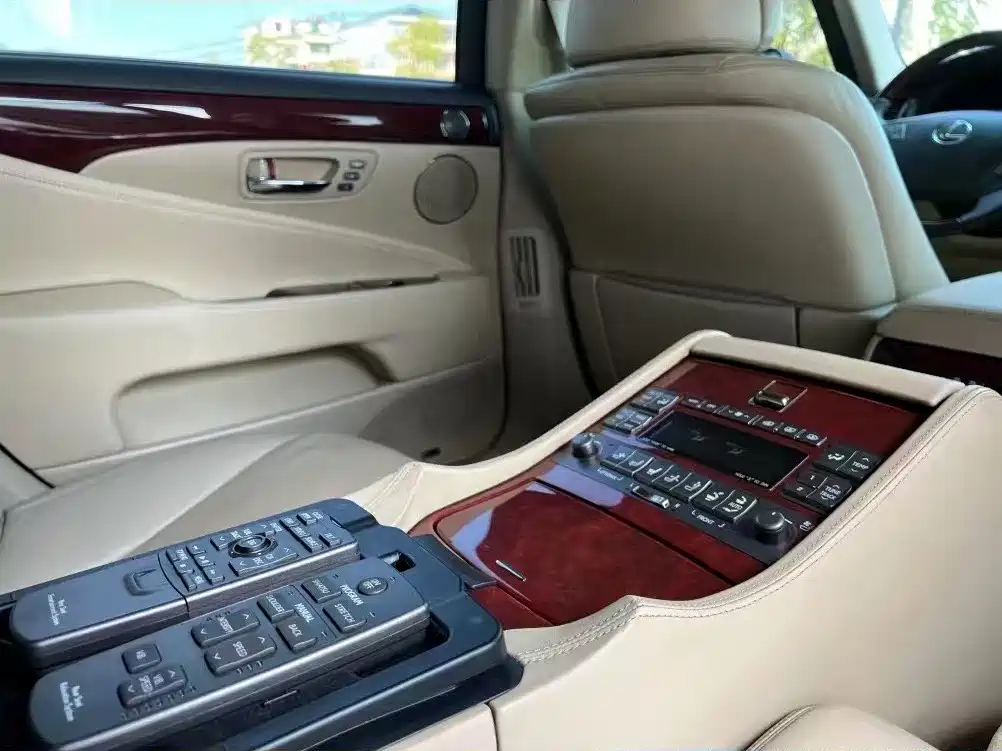 Lexus Lexus LS 460L 2006 Premium Edition 2009 - thumbnail 9