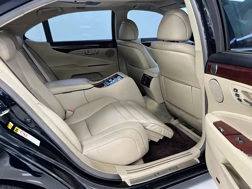 Lexus Lexus LS 460L 2006 Premium Edition 2009 - thumbnail 10